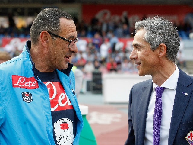 Head coach of Napoli Maurizio Sarri and head coach of Fiorentina Paulo Sousa during the Serie A match between SSC Napoli and ACF Fiorentina at Stadio San Paolo on October 18, 2015 in Naples, Italy.