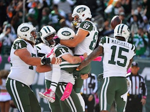 Jets hold narrow lead over Jaguars