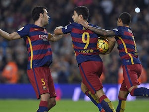 Barca win thanks to three-goal Suarez