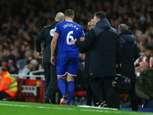 Phil Jagielka of Everton leaves the pitch after picking up injury during the Barclays Premier League match between Arsenal and Everton at Emirates Stadium on October 24, 2015 in London, England.