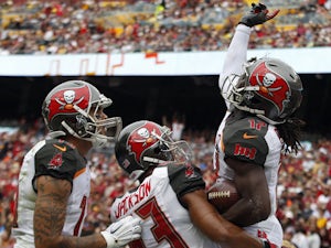 Late Evans touchdown gives Buccaneers win