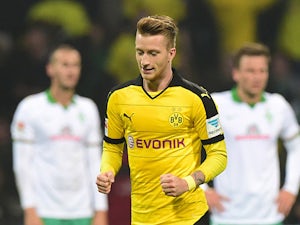 Marco Reus strikes to give Dortmund lead