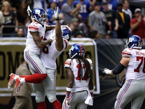 New York Giants lead undefeated Patriots