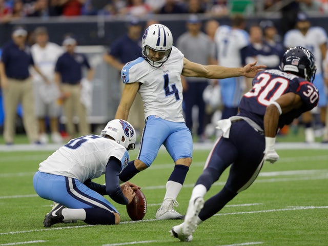 Ryan Succop #4 of the Tennessee Titans kicks a 35 yard field goal in the first quarter against the Houston Texans at Reliant Park on November 1, 2015
