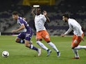 Toulouse's French midfielder Zinedine Machach (L) vies with Montpellier's French midfielder Bryan Dabo (C) and Montpellier's French defender Mathieu Deplagne (R) during the French L1 football match between Toulouse and Montpellier on October 31, 2015 at t