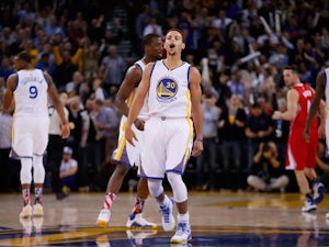 NBA roundup: Curry sends Warriors to 17-0