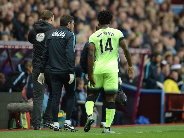 Manchester City's Ivorian striker Wilfried Bony (R) walks off the pitch after hurting his hamstring during the English Premier League football match between Aston Villa and Manchester City at Villa Park in Birmingham, central England on November 8, 2015. 