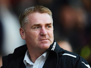 Dean Smith signs new deal with Brentford