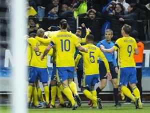 Sweden claim win in first leg of playoff