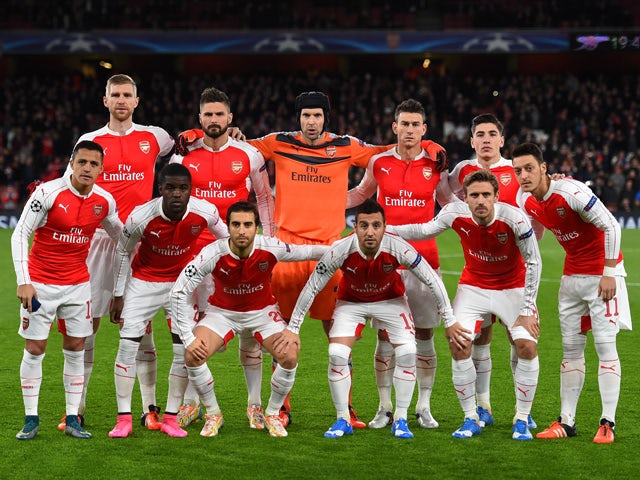 The Arsenal team pose for a photo prior to the UEFA Champions League match between Arsenal FC and GNK Dinamo Zagreb at Emirates Stadium on November 24, 2015