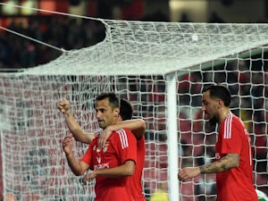 Jonas brace fires Benfica to victory