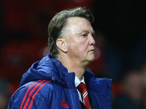 Report: Man Utd want Van Gaal until 2017