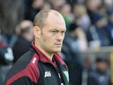 Alex Neil Manager of Norwich City looks on prior to the Barclays Premier League match between Norwich City and Everton at Carrow Road on December 12, 2015