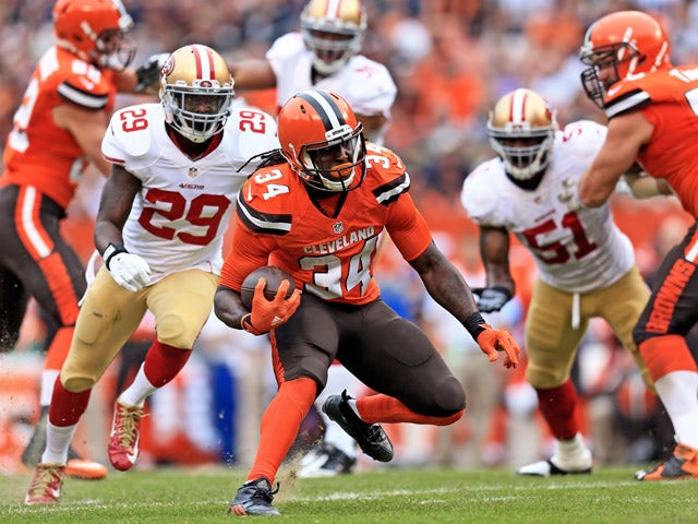 Running back Isaiah Crowell #34 of the Cleveland Browns runs the ball during the second quarter against the San Francisco 49ers at FirstEnergy Stadium on December 13, 2015