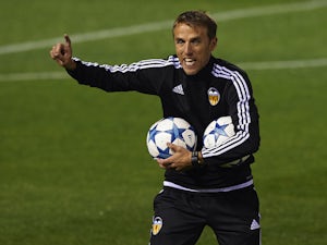 Phil Neville leaves Valencia role