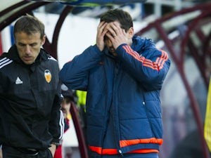 Neville will not resign as Valencia boss