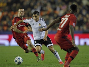 Half-Time Report: Cornet gives Lyon lead over Valencia