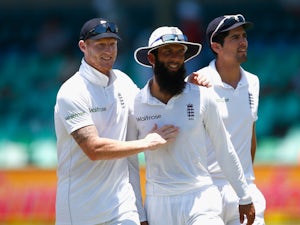 England hold India to draw in first Test
