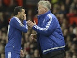Guus Hiddink has a natter with Eden Hazard during the game between Manchester United and Chelsea on December 28, 2015