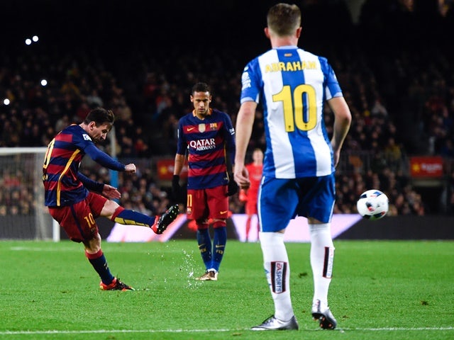 Lionel Messi scores Barcelona's second goal during the Copa del Rey round-of-16 first leg against Espanyol at Camp Nou on January 6, 2016