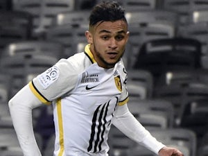 Saints seal club-record signing of Boufal