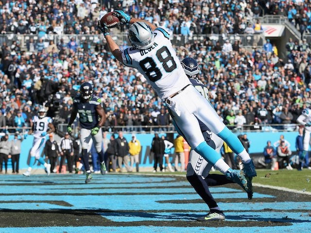 Greg Olsen makes a touchdown reception during the game between Seattle Seahawks and Carolina Panthers on January 17, 2016