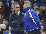 Roberto Martinez has a word with Guus Hiddink during the game between Chelsea and Everton on January 16, 2016