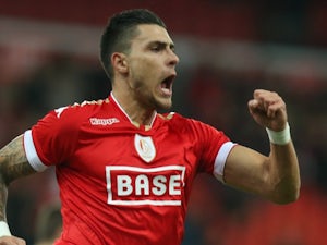 Portuguese defender makes Charlton move