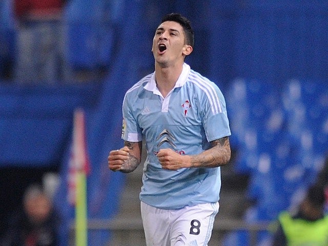 Pablo Hernandez celebrates during the Copa del Rey game between Atletico Madrid and Celta Vigo on January 27, 2016