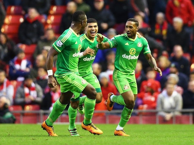 Jermain Defoe celebrates scoring the equaliser during the Premier League game between Liverpool and Sunderland on February 6, 2016