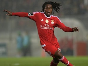 Man United, Benfica hold Sanches talks?