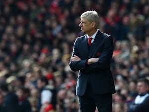 Report: Wenger tells Arsenal players he is leaving