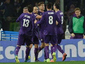 Fiorentina strike late to move third