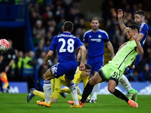 Chelsea to ban 'idiot' coin-throwers