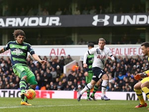 Alberto Paloschi scores during the Premier League game between Tottenham Hotspur and Swansea City on February 28, 2016