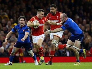 Wales name unchanged side for England clash