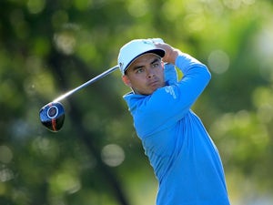 Rickie Fowler leads at Houston Open