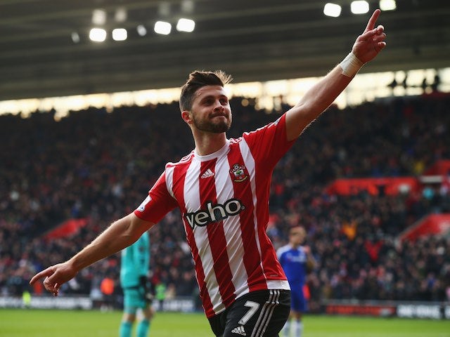 Shane Long celebrates scoring during the Premier League game between Southampton and Chelsea on February 27, 2016