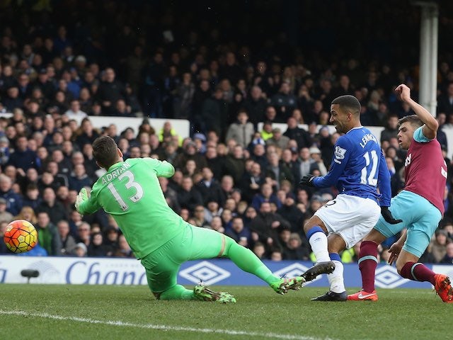 Aaron Lennon doubles the advantage during the Premier League game between Everton and West Ham United on March 5, 2016