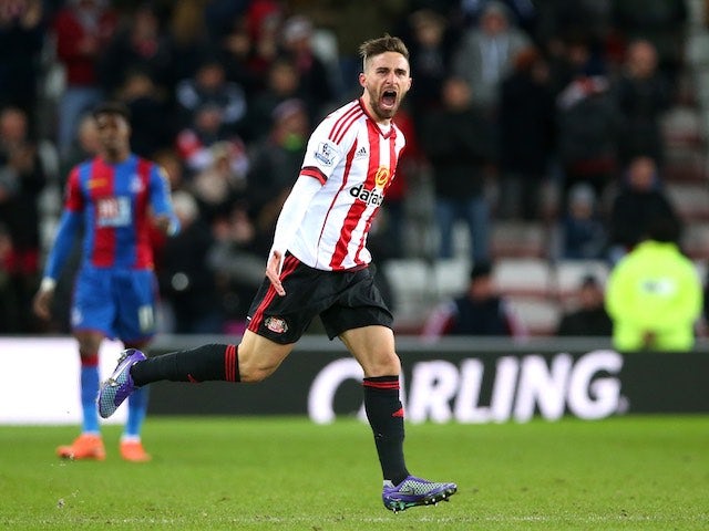 Fabio Borini scores the equaliser during the Premier League game between Sunderland and Crystal Palace on March 1, 2016