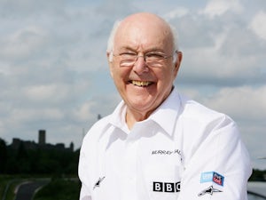 'Frail' Murray Walker to sit out British GP