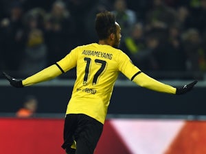Aubameyang treble helps Dortmund past Benfica