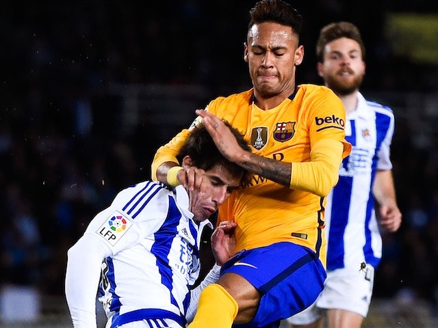 Elustondo tries it on with Neymar during the La Liga game between Real Sociedad and Barcelona on April 9, 2016