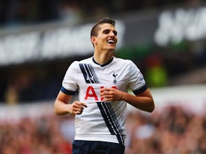 Lamela salvages draw for Spurs