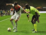 Willy 'Reggie and' Boly and Facundo Ferreyra in action during the Europa League quarter-final between Braga and Shakhtar Donetsk on April 7, 2016
