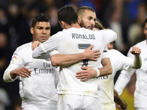Real Madrid keep pace with top two