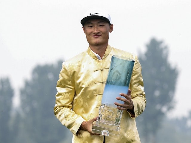 Li Haotong celebrates winning the China Open on May 1, 2016