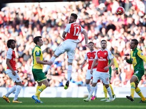 Olivier Giroud has a shot at goal during the Premier League game between Arsenal and Norwich City on April 30, 2016