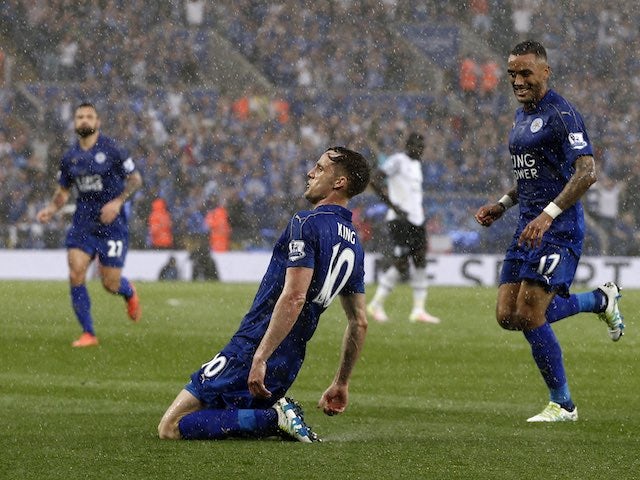 Andy King celebrates scoring during the Premier League game between Leicester City and Everton on May 7, 2016