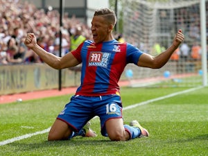 Dwight Gayle guides Palace comeback 